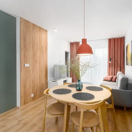 Willow Tree Surfingbird Apartament