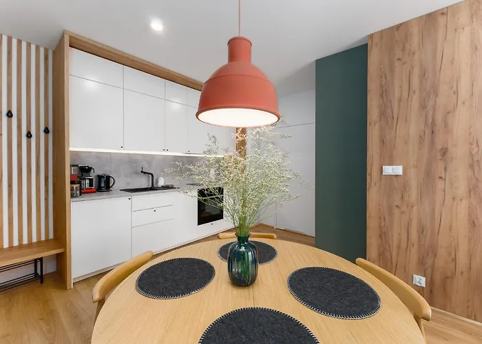 Willow Tree Surfingbird *