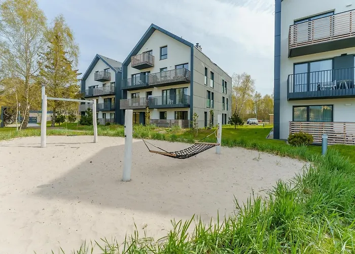 Willow Tree Surfingbird *